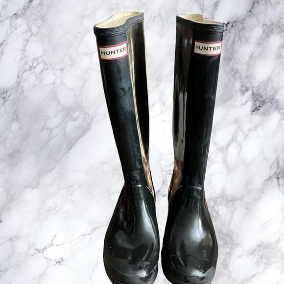 Hunter Premium Tall Rubber Rain Boots / SZ: 8 - Picture 1 of 8